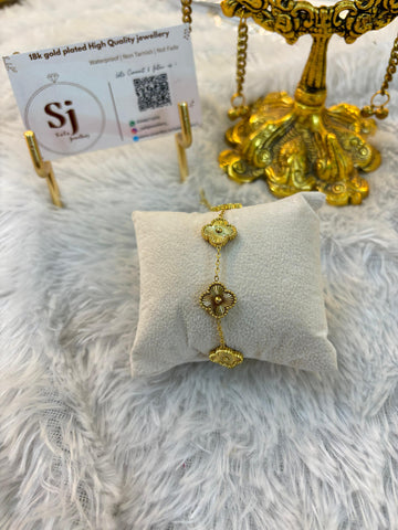 Flower gold bracelet