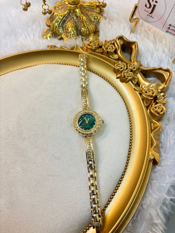 Green dial watch