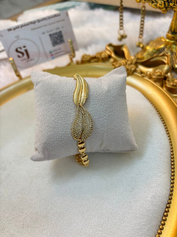 Royal leaf bracelet