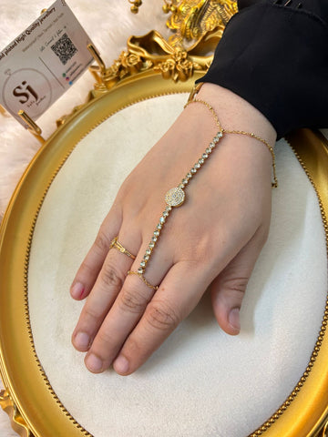 Straight stone hand chain