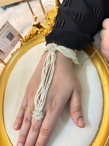 White beads hand chain