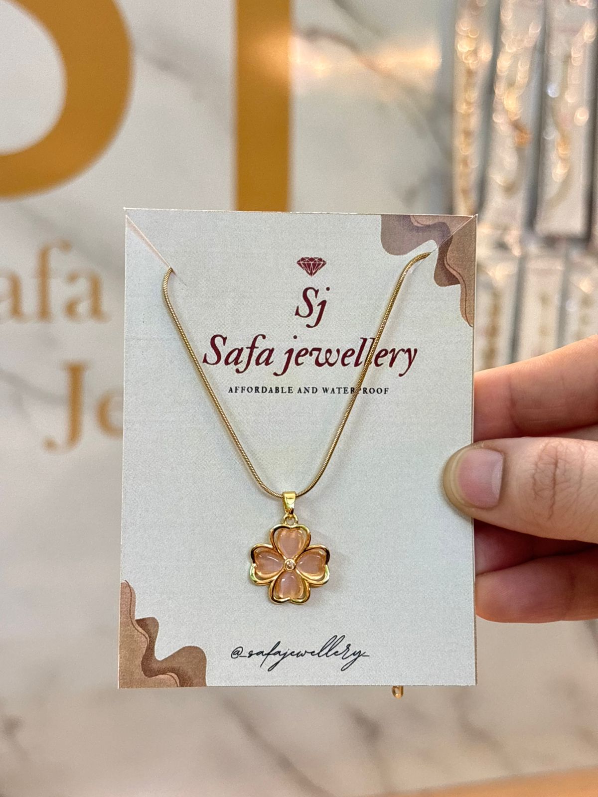 Flower pendent 007