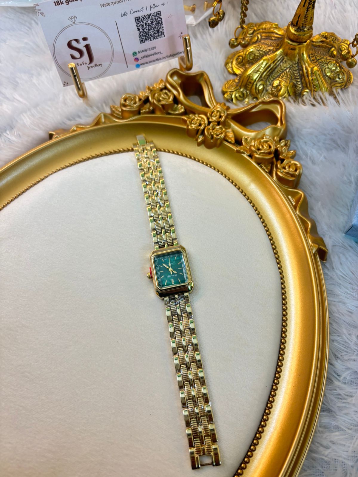 Classic green watch 020