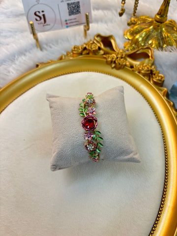 Red floral bracelet 013