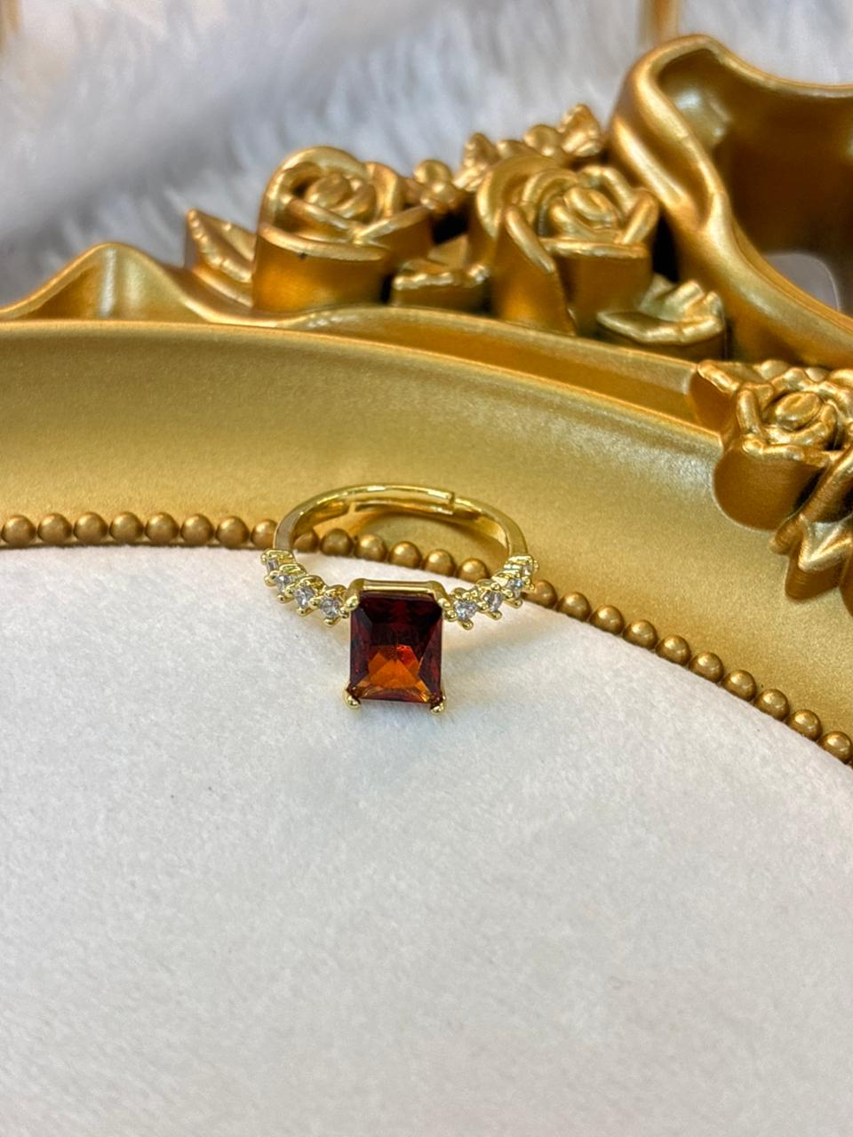 Cubic stone ring 027