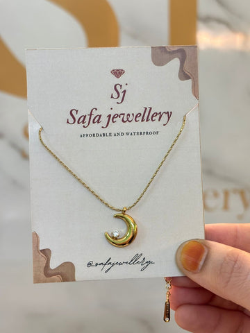Moon pendent 047