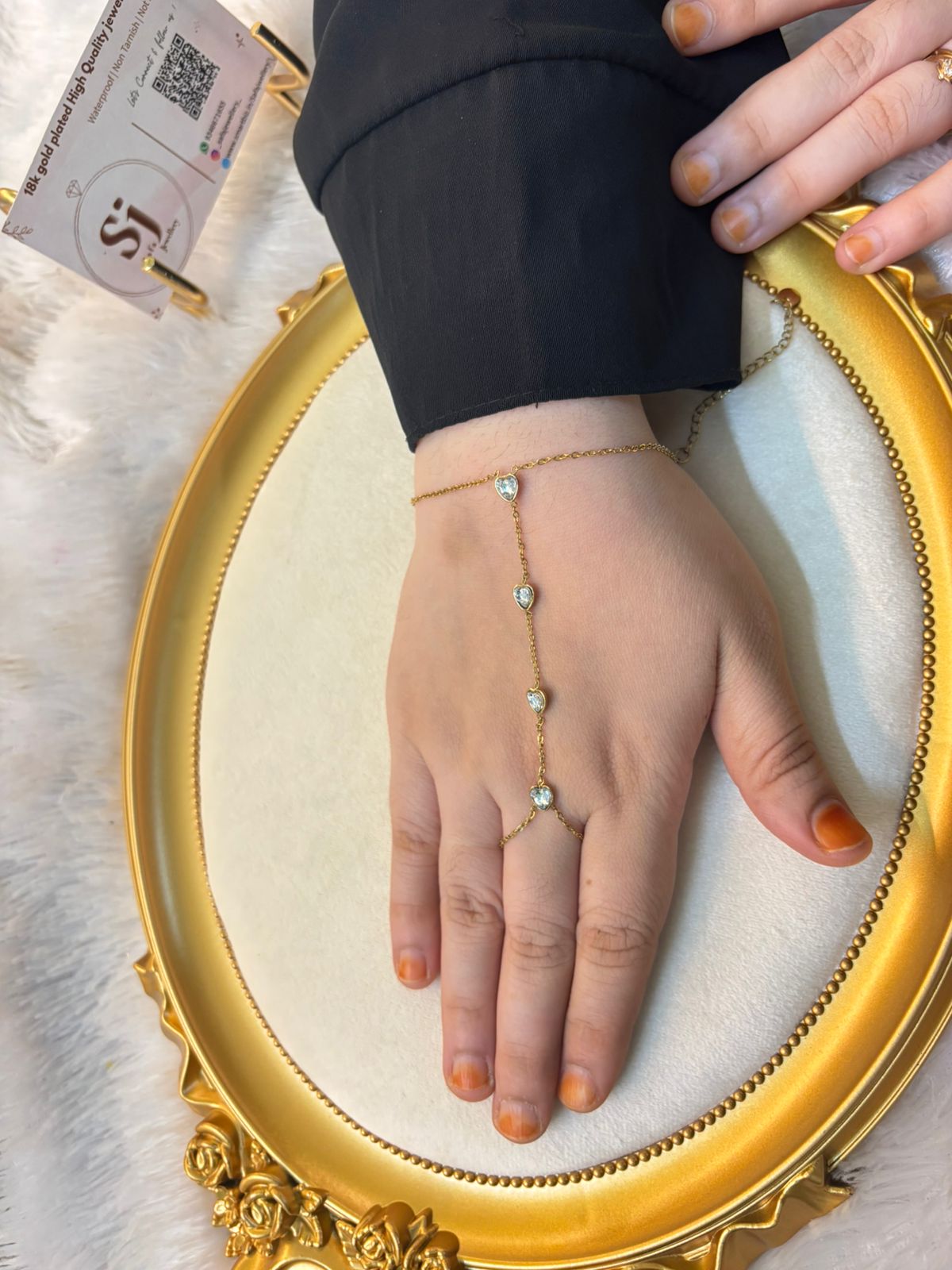 Rain drop handchain 049