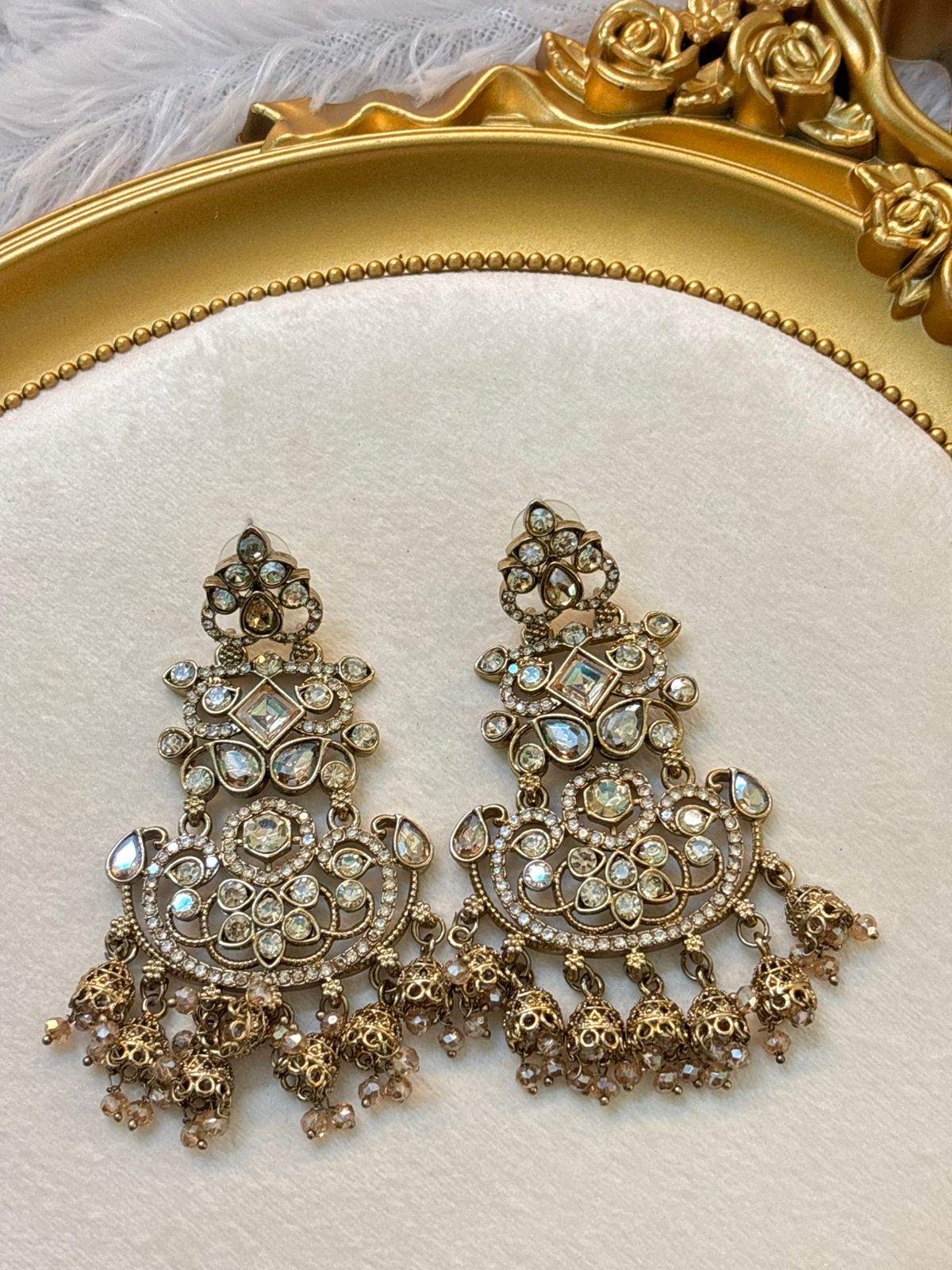 Golden statement earings 081