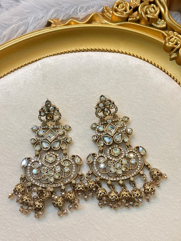 Golden statement earings 081