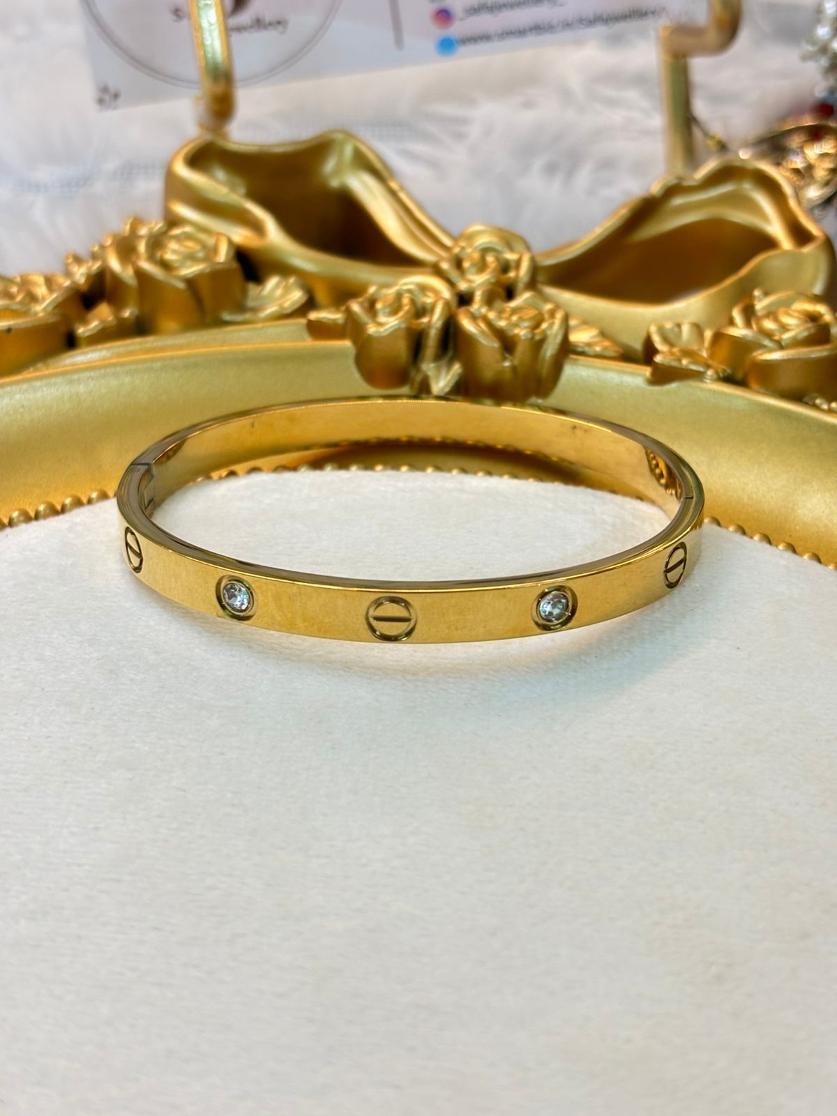 Love regular size kada 094