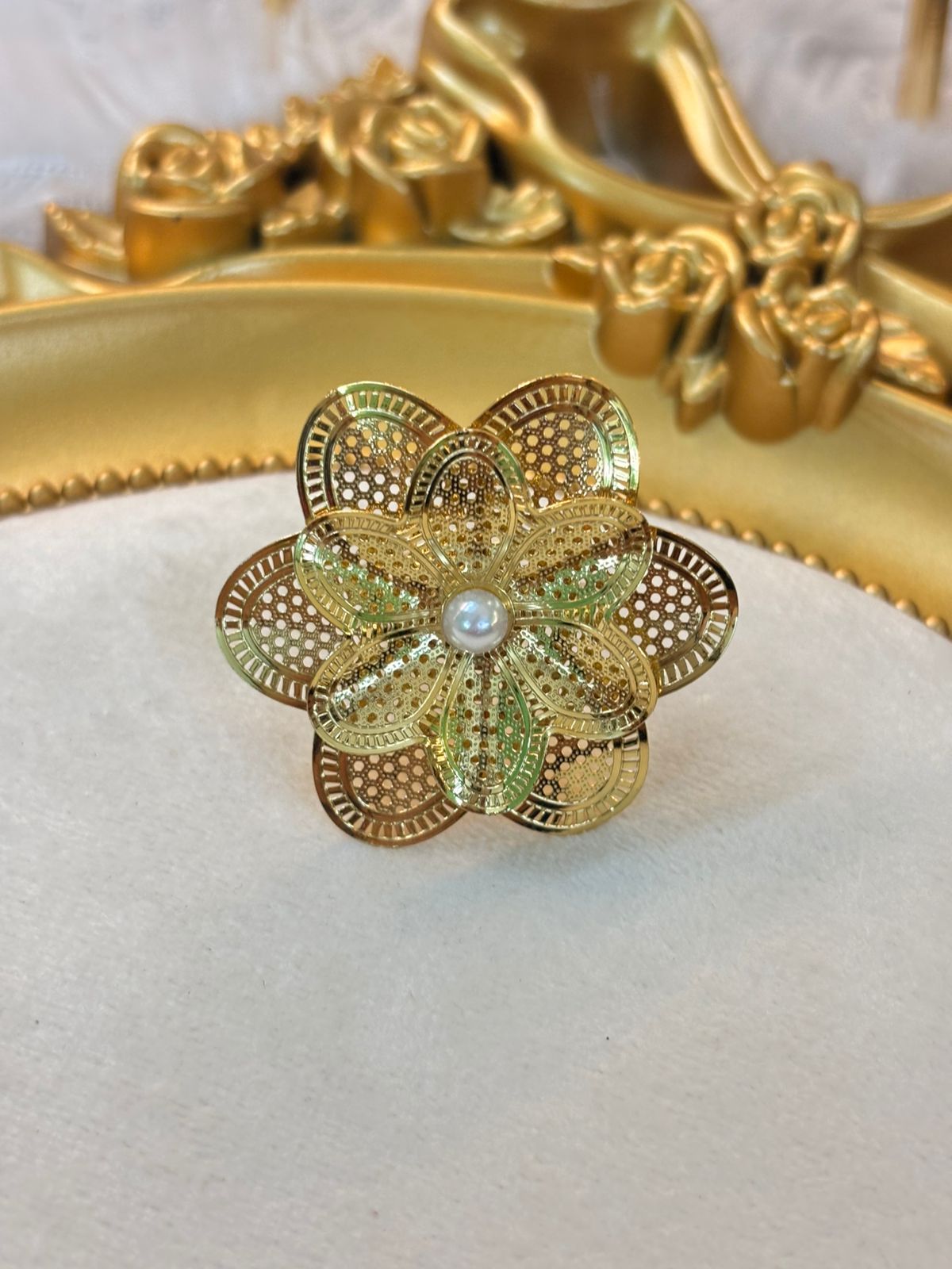 Petal Golden Turkish Ring